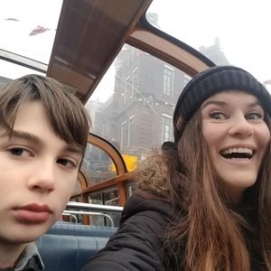 Meet your Posher, Leah